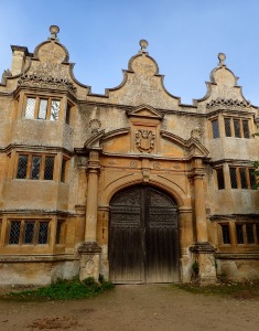 Gatehouse, Stanway
