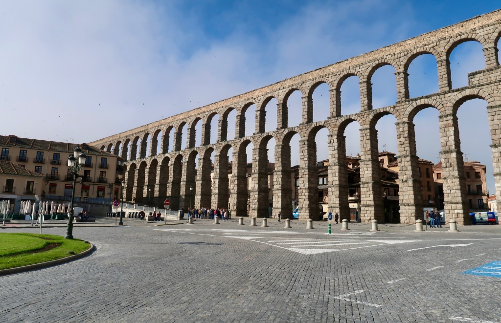 Roman aqueduct, Segovia ES